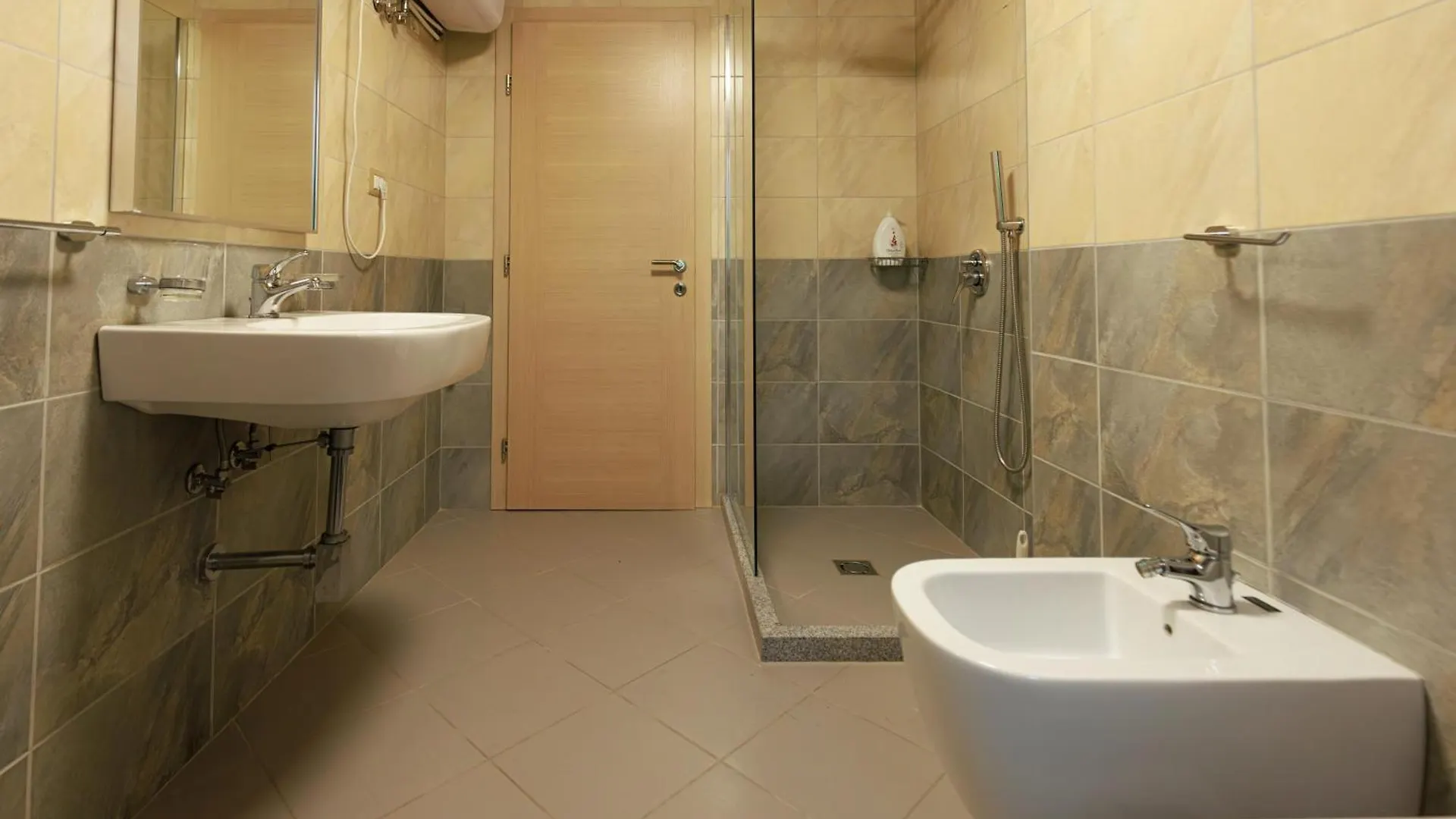 Jasemin-Lule Apartments Tirana Albania